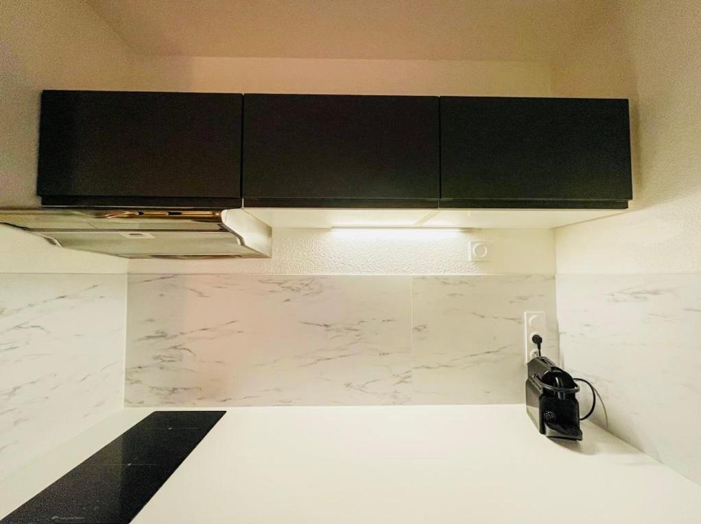 Suite Kobalt Villeurbanne Ngoại thất bức ảnh